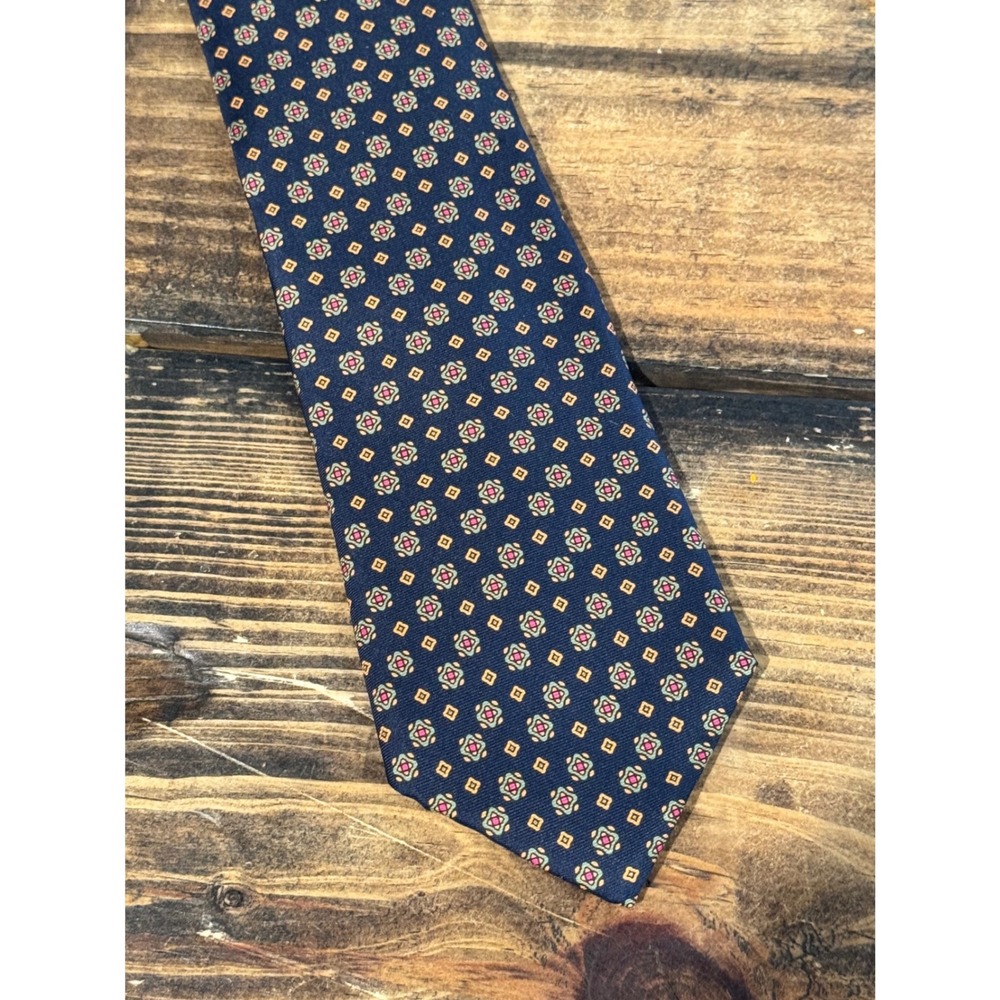 Chaps Ralph Lauren Mens Silk Tie Navy Blue Geometric Medallion Pattern Classic